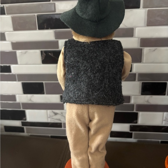 Byers Choice Carolers Five Men Women Boy Colonial Style 9-13 Inches No Marks - Picture 9 of 16